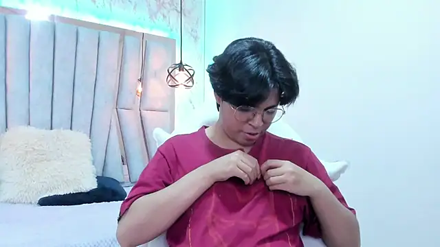 Snapshot of Emmapark_ chatting on 03.05.25 Emmapark online show from 03.05.25