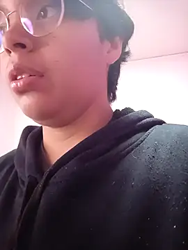 Snapshot of Emmapark_ chatting on 03.12.25 Emmapark online show from 03.12.25