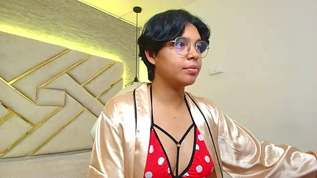 Snapshot of Emmapark_ chatting on 03.18.25 Emmapark online show from 03.18.25