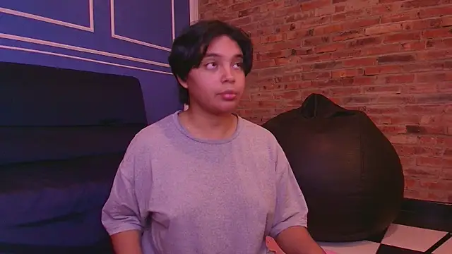 Snapshot of Emmapark_ chatting on 11.03.25 Emmapark online show from 11.03.25