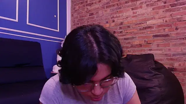 Snapshot of Emmapark_ chatting on 11.22.25 Emmapark online show from 11.22.25