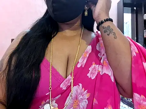 Snapshot of Pallavi-sri chatting on 11.11.25 Pallavi-sri online show from 11.11.25