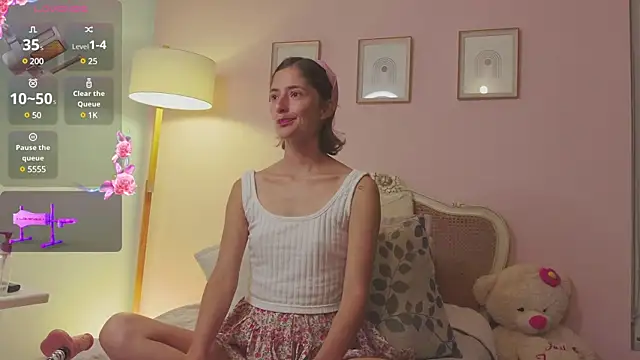 KittyAna online show from 02.11.25