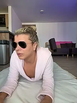 Georgiafox online show from 12.21.25