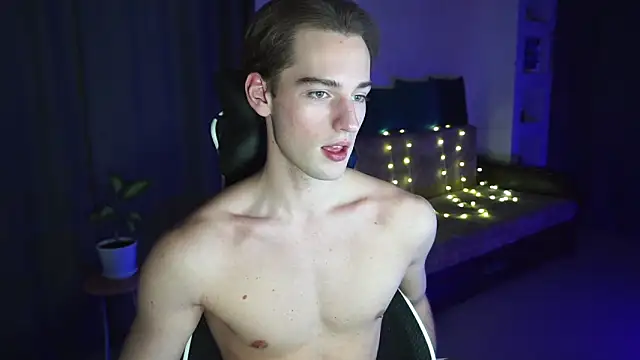 Snapshot of Litmate chatting on 11.15.25 Litmate online show from 11.15.25