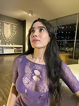 Snapshot of Irish_Collins chatting on 12.24.24 Irish Collins online show from 12.24.24