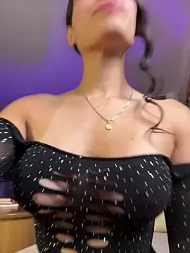 Snapshot of Irish_Collins chatting on 03.16.25 Irish Collins online show from 03.16.25