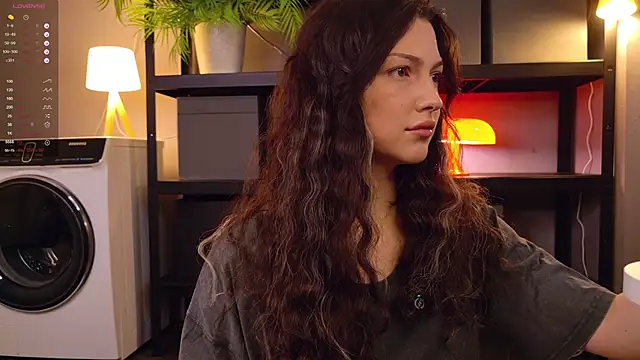 Miley Smile online show from 11.05.25