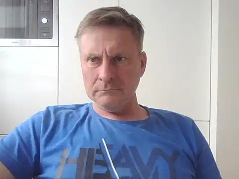 johnnym1 online show from 03.12.25