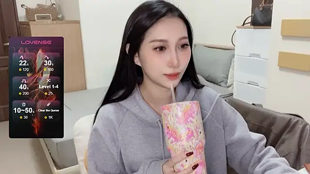 yu5888 online show from 12.22.24