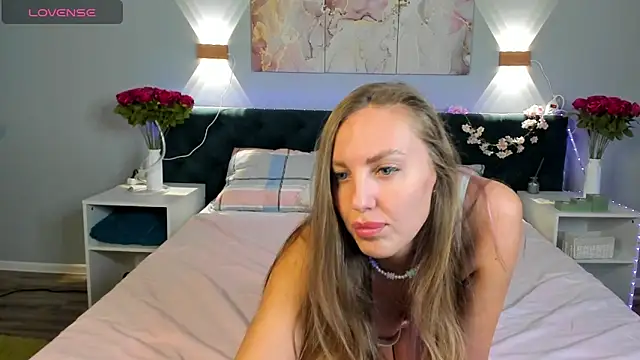 Kelly Hardy online show from 03.21.25