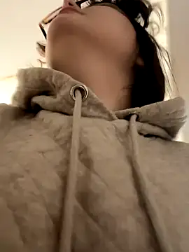 NikaMur online show from 10.07.25