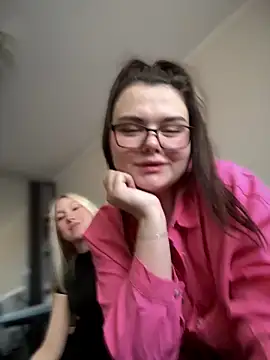 NikaMur online show from 10.19.25