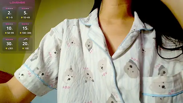   Saphia   online show from 04.04.26