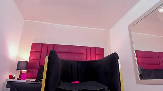 CharlotteScotte online show from 02.17.26