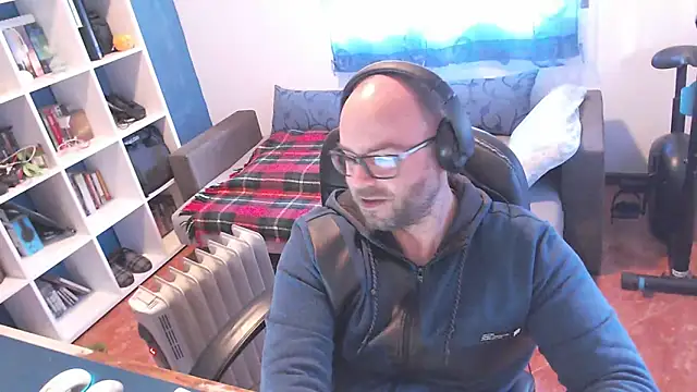 ravingr4d4 online show from 03.04.25