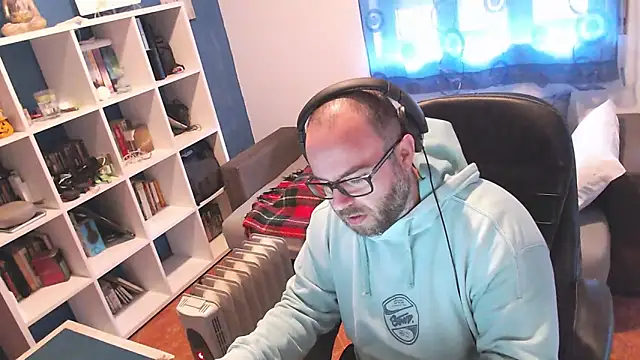 ravingr4d4 online show from 03.10.25