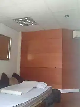 Snapshot of Daniela77771 chatting on 02.02.25 Daniela77771 online show from 02.02.25