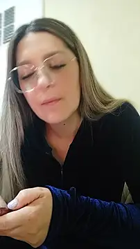 Snapshot of Daniela77771 chatting on 07.13.26 Daniela77771 online show from 07.13.26