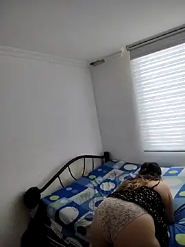 Snapshot of Karol_and_David_hotcouple chatting on 02.22.25 Karol and David hotcouple online show from 02.22.25