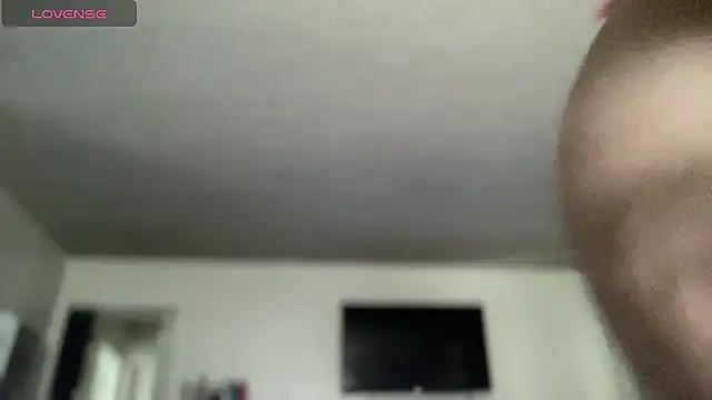 Snapshot of cocaNutt chatting on 08.05.26 cocaNutt online show from 08.05.26