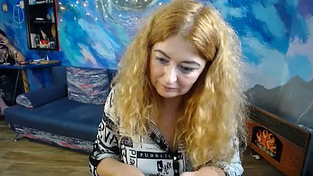 Snapshot of Helen1974 chatting on 11.24.25 Helen1974 online show from 11.24.25