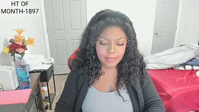 Snapshot of demi_xoxo chatting on 12.01.25 demi xoxo online show from 12.01.25