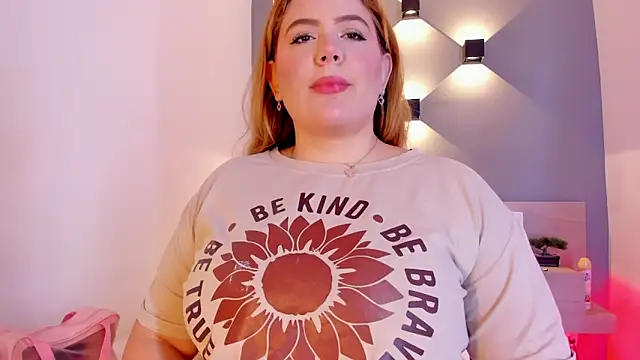 Snapshot of sophiarossee_ chatting on 01.27.25 sophiarossee online show from 01.27.25