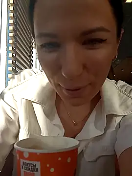 Brilliant-Queen1 online show from 02.01.25