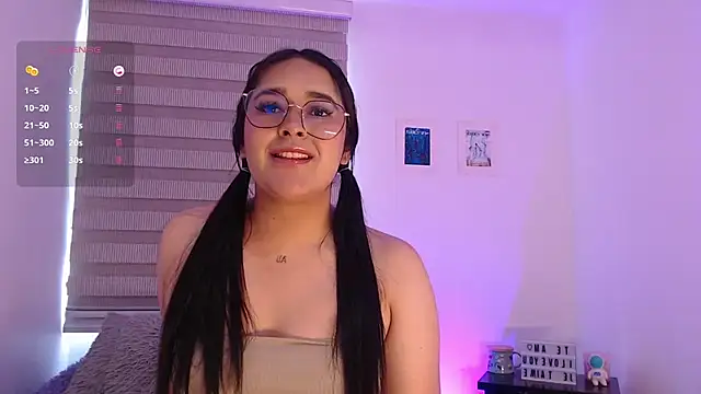 Snapshot of Megan_FE chatting on 09.16.25 Megan FE online show from 09.16.25