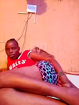 cute naimah online show from 02.12.26