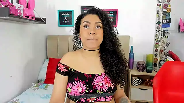 Snapshot of Zoe_Gruber chatting on 01.10.25 Zoe Gruber online show from 01.10.25