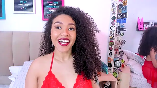 Snapshot of Zoe_Gruber chatting on 02.21.25 Zoe Gruber online show from 02.21.25