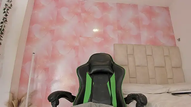 emily lean  online show from 03.19.26