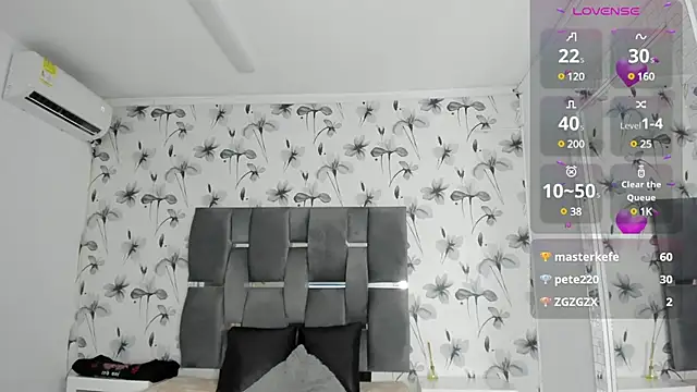 Snapshot of Ehotloveaxxx chatting on 01.27.25 Ehotloveaxxx online show from 01.27.25