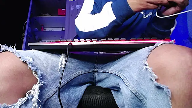 zacwatson  online show from 10.12.25