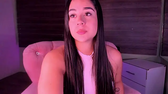 Sussy Bell01 online show from 12.28.24