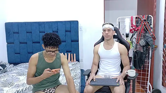 JoseRumbero26 online show from 12.18.25