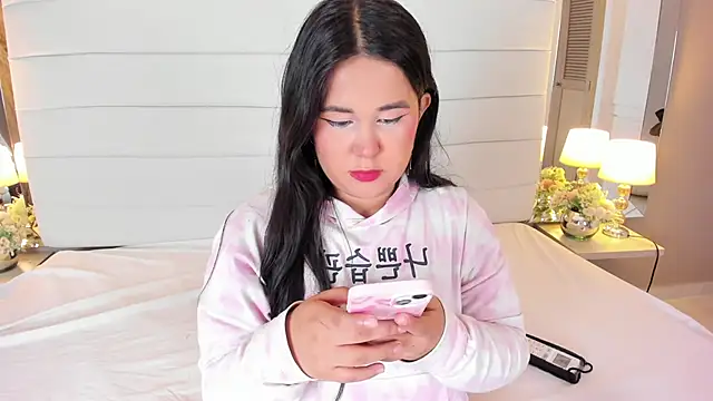 Snapshot of Lilly_2809_ chatting on 09.18.25 Lilly 2809 online show from 09.18.25