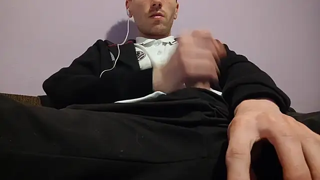  Hocthus  online show from 02.15.25