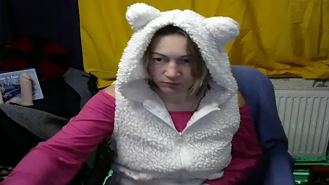 wLESLYMOSw online show from 12.17.24