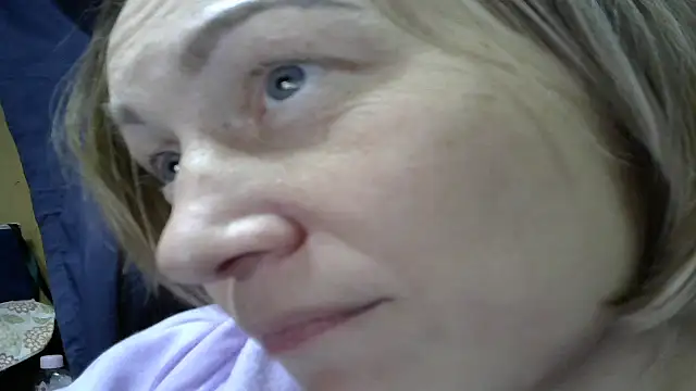 wLESLYMOSw online show from 12.22.24