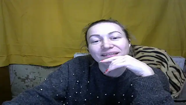 wLESLYMOSw online show from 02.07.25