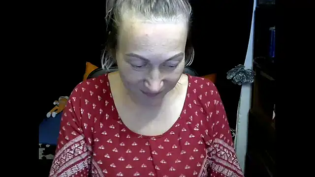 wLESLYMOSw online show from 09.14.25