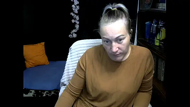 wLESLYMOSw online show from 09.16.25