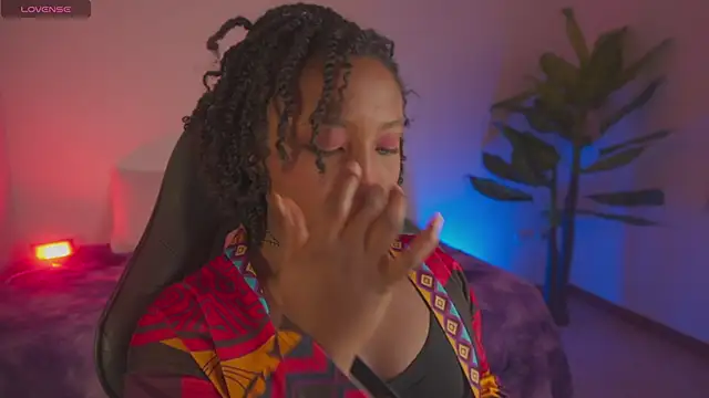 EmmaSanzz  online show from 02.10.26