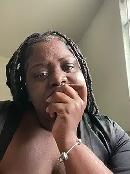 Snapshot of fantasygyal chatting on 07.07.26 fantasygyal online show from 07.07.26