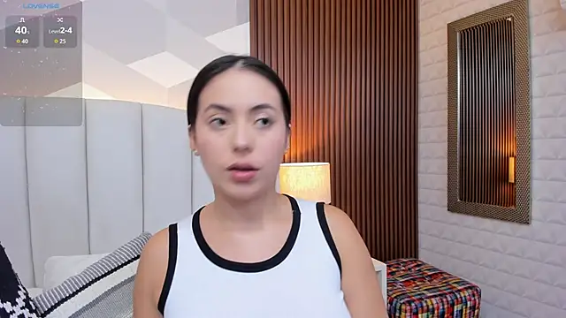 Julietasantos   online show from 09.24.25