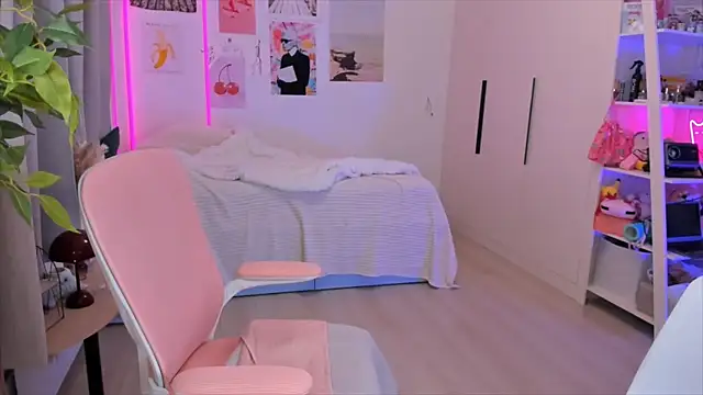 Snapshot of Lily_Young chatting on 02.07.26 Lily Young online show from 02.07.26