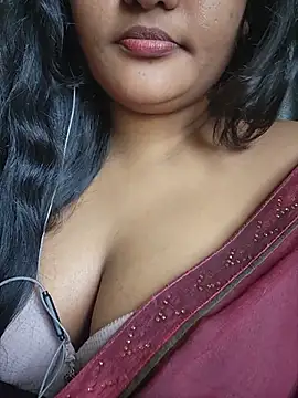 Snapshot of Kotha_-Moni chatting on 07.05.26 Kotha -Moni online show from 07.05.26